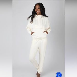 Yogalicious small jogger set